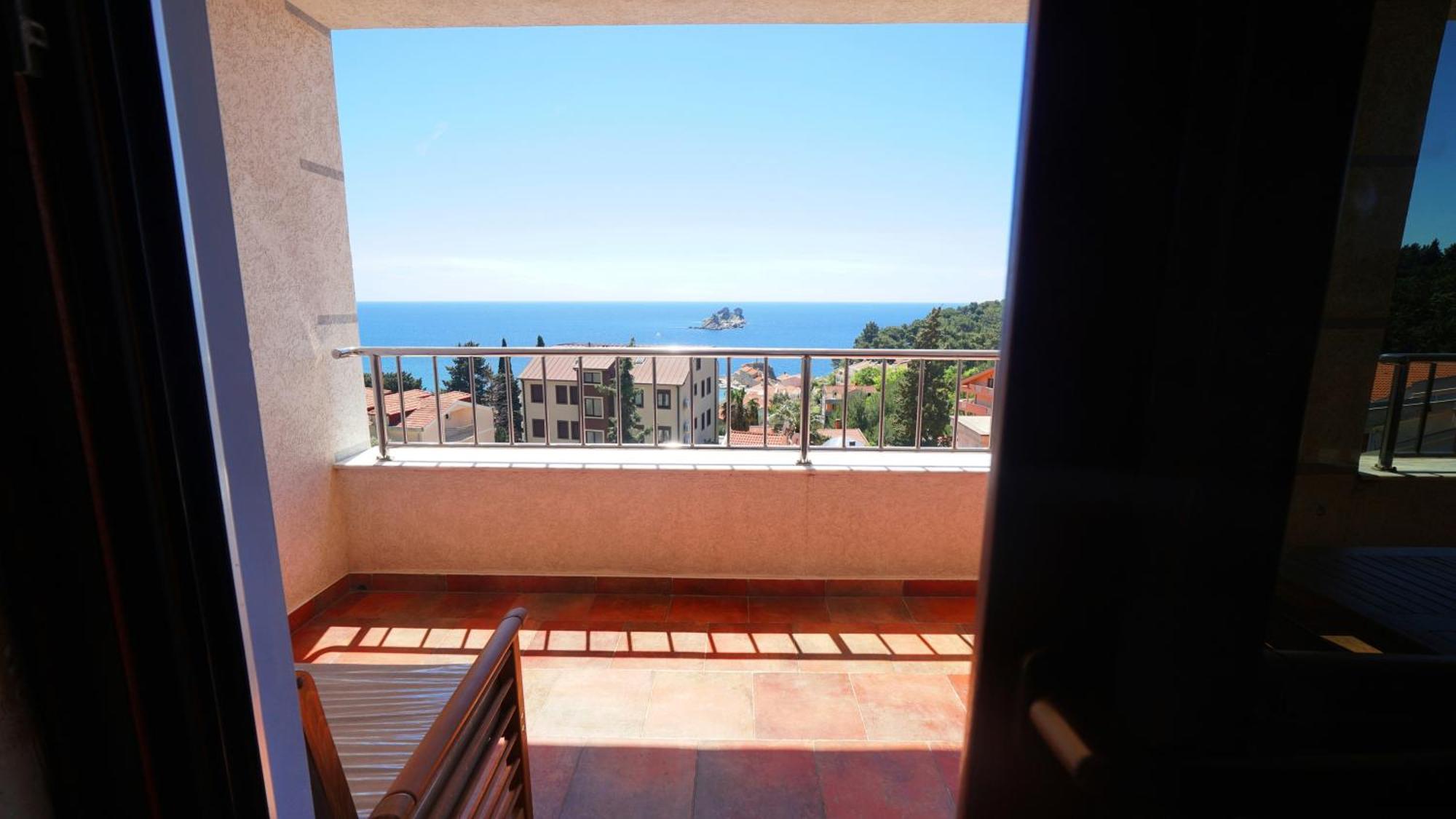 Medin Apartments Bluvista Petrovac Екстер'єр фото