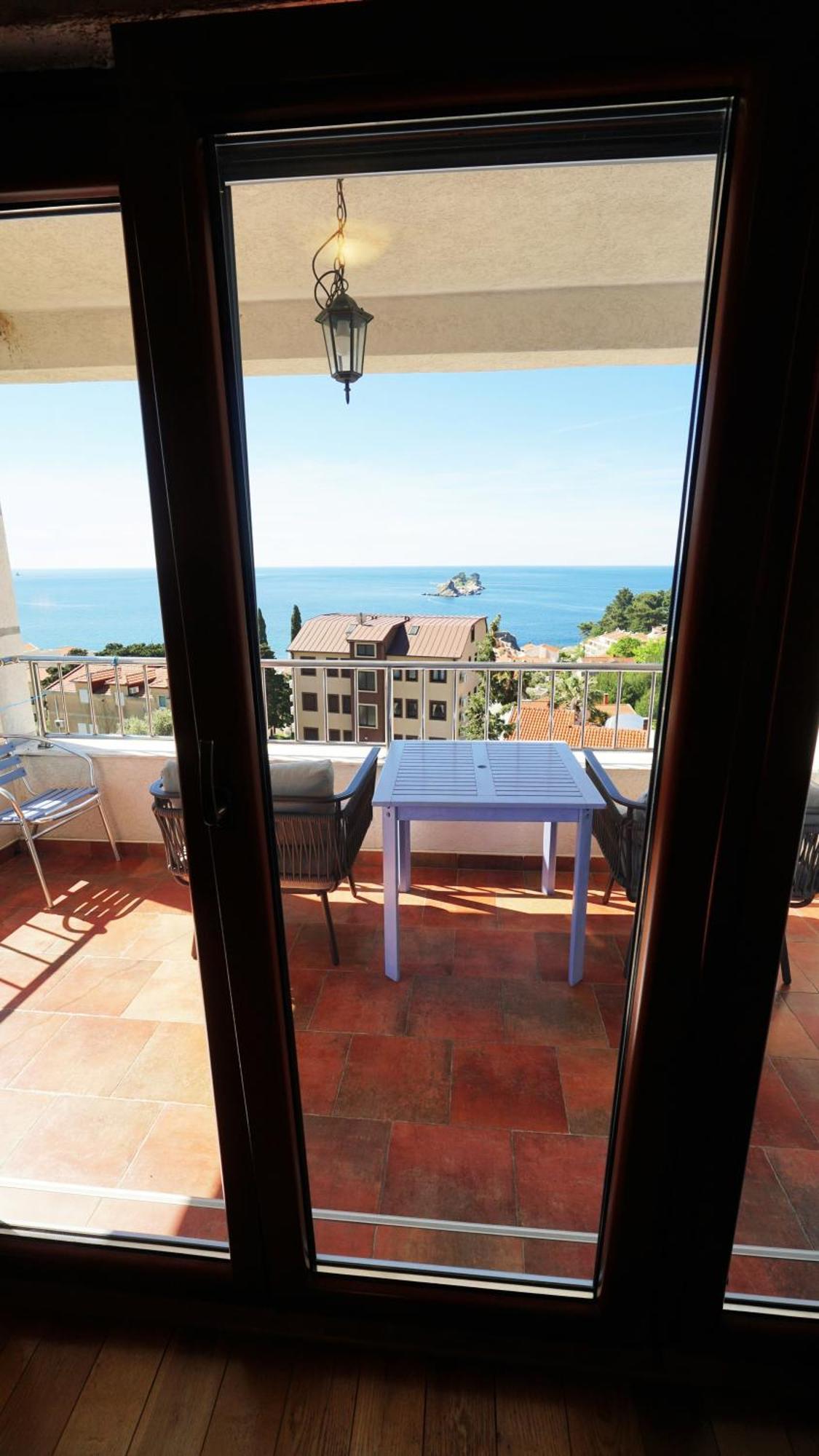 Medin Apartments Bluvista Petrovac Екстер'єр фото