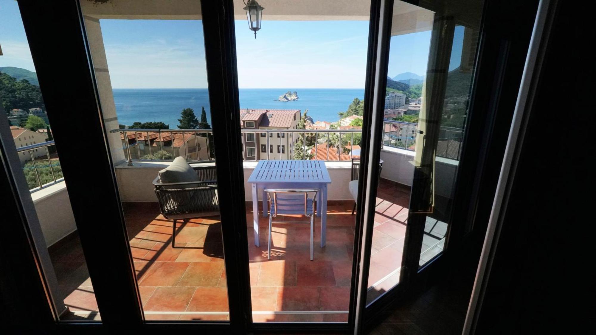 Medin Apartments Bluvista Petrovac Екстер'єр фото