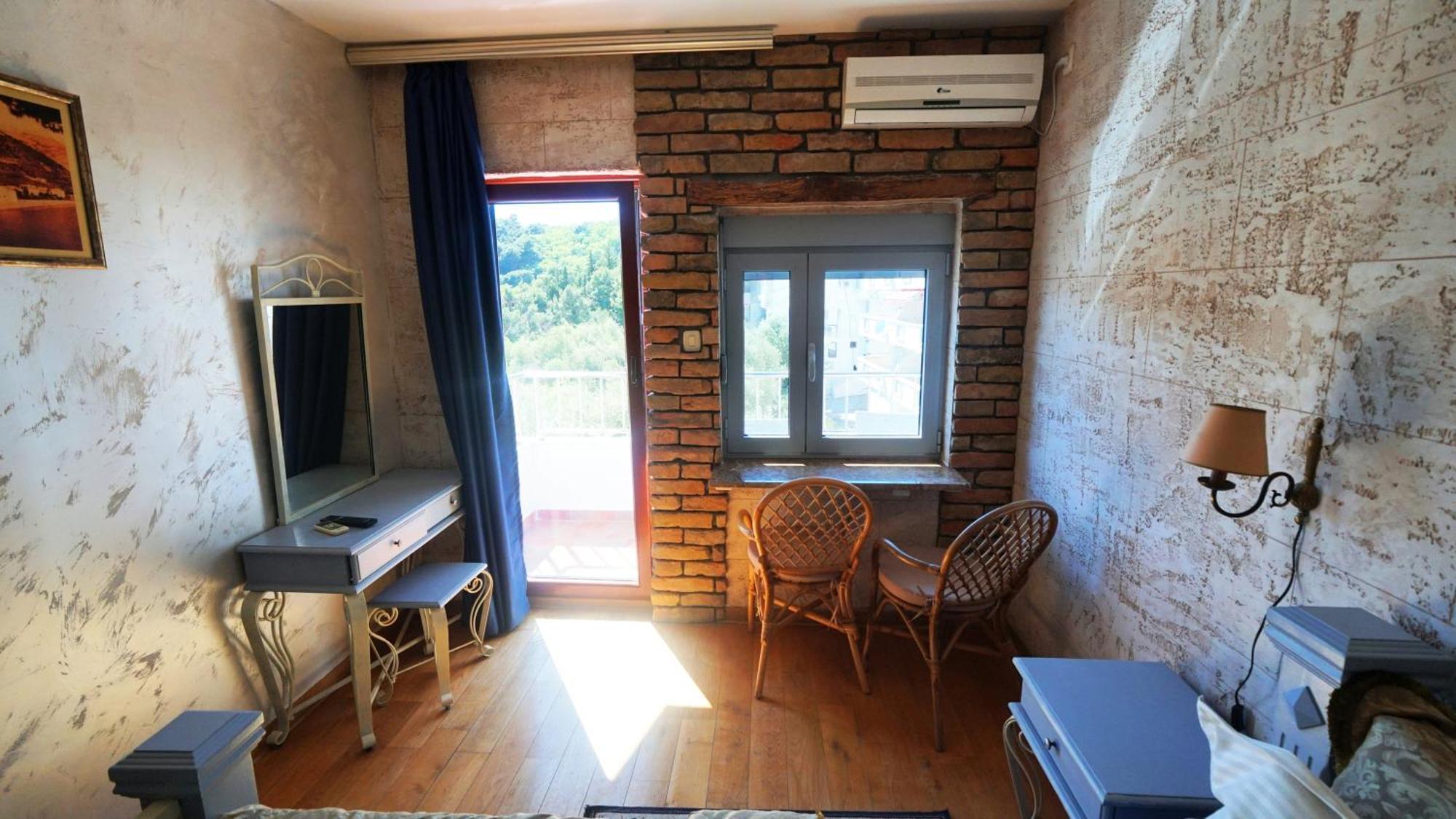 Medin Apartments Bluvista Petrovac Екстер'єр фото
