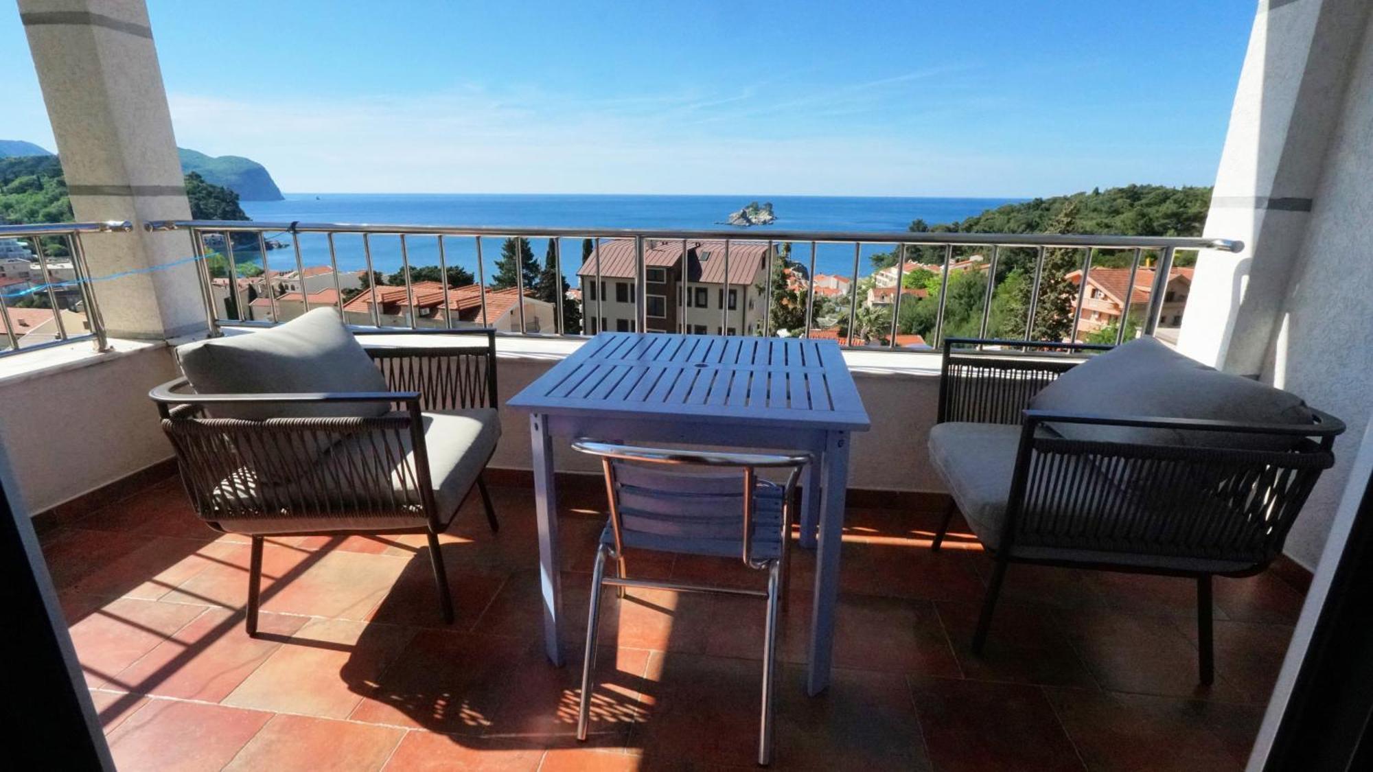Medin Apartments Bluvista Petrovac Екстер'єр фото